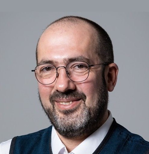 Александр Ларьяновский